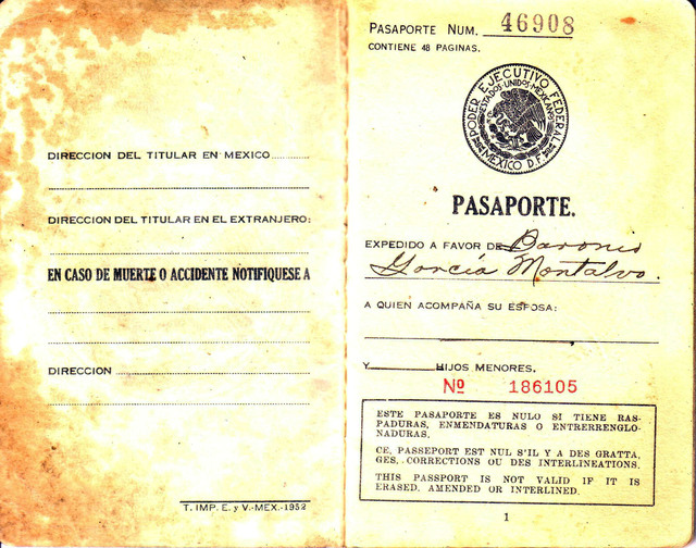 1955-11-11_d2009_PasaporteAbue01.jpg